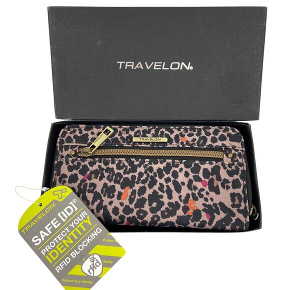 Travelon Wristlet Wallet RFID Animal Print Zip Around Identity Protection Travel - Picture 1 of 10